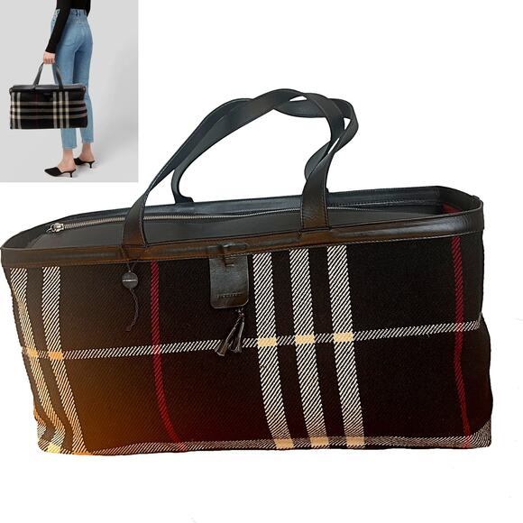 NEW Burberry Nova Check Weekender Travel Gym Bag - Picture 1 of 11